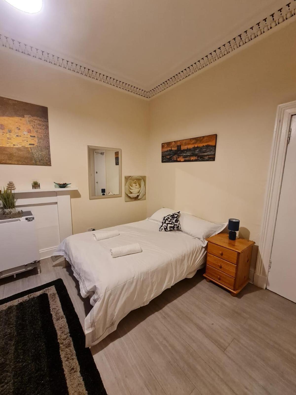 Cathcart Place Rooms Edinburgh Bagian luar foto